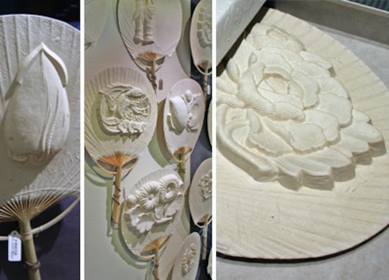 牡丹や魚などユニークな型を立体に写し取った団扇