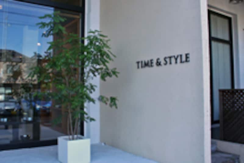  TIME & STYLE HOMEエントランス