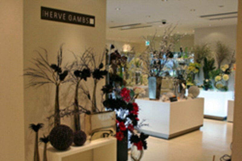 エルベ・ガンブス店内