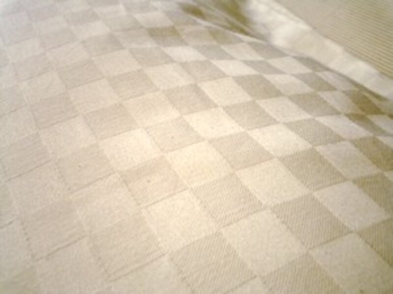 上品な輝きの市松模様