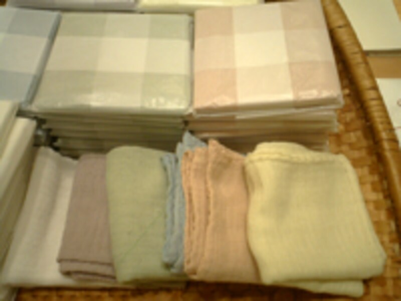  柔らかな色使いが嬉しいふきん