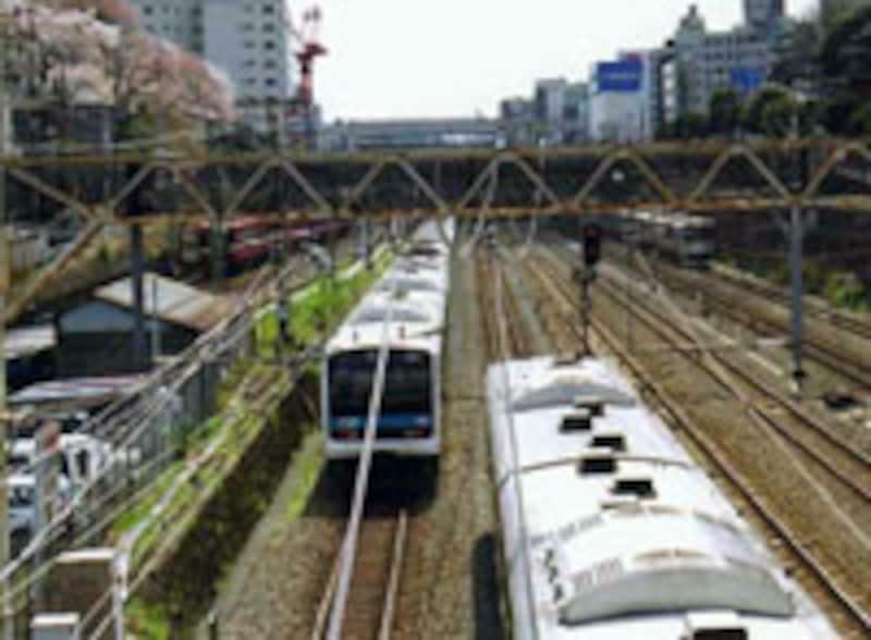 左端に京浜急行が走っているの、わかります?