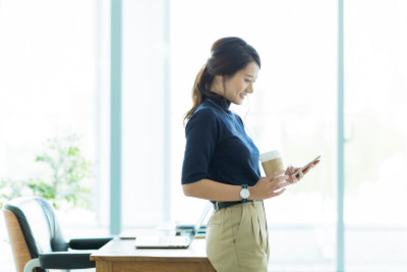 スマホのビジネスマナー 社会人が身につけるべきスマホの使い方 企業のit活用 All About