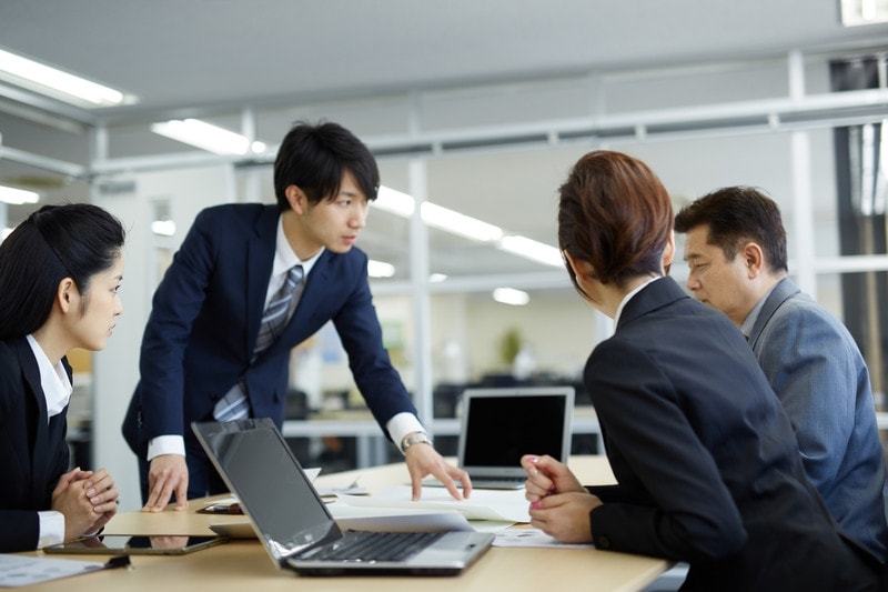 ビジネスシーンでの敬語 言葉遣いの一覧や注意点 ビジネスマナー All About