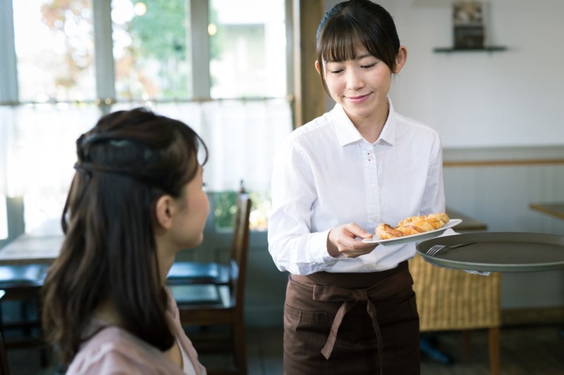 ビジネスシーンでの敬語 言葉遣いの一覧や注意点 ビジネスマナー All About