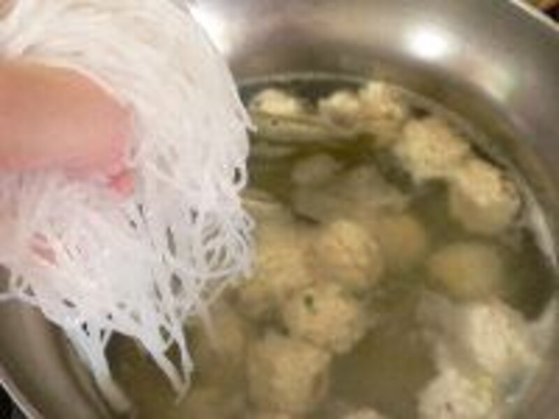 レタスと魚だんごのスープ・手順3