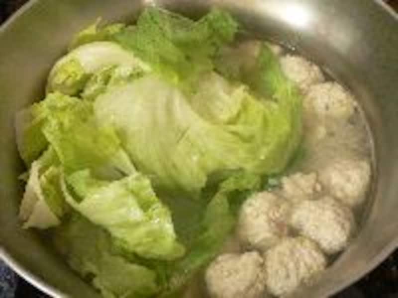 レタスと魚だんごのスープ・手順4