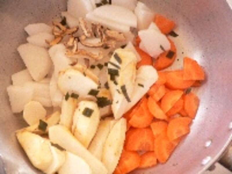 鮭のっぺい汁・手順２