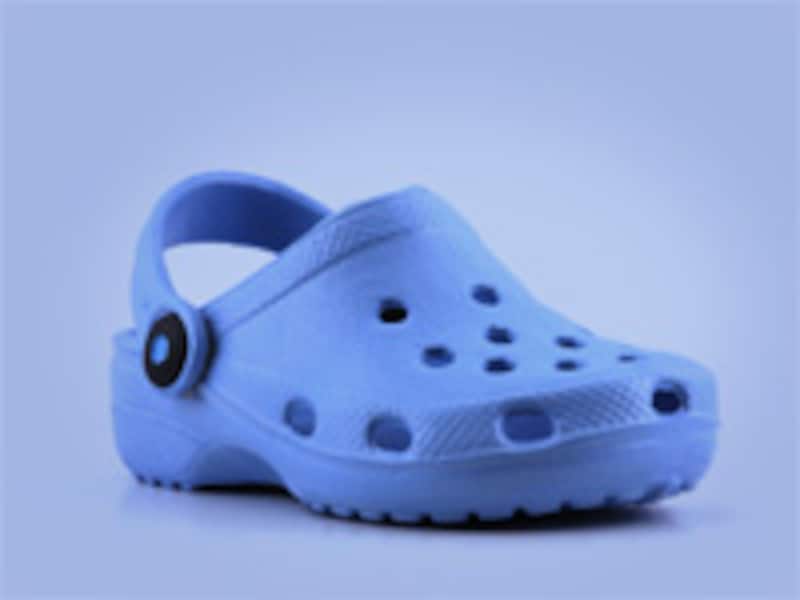 crocs_blue_1.jpg