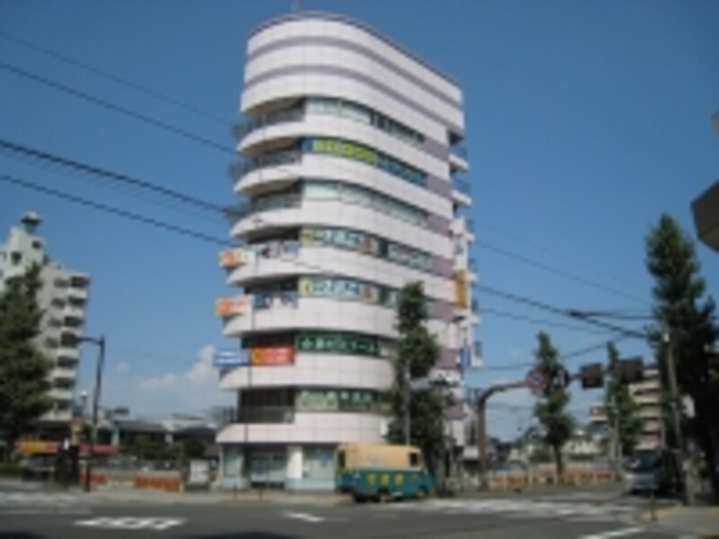 東府中、甲州街道角