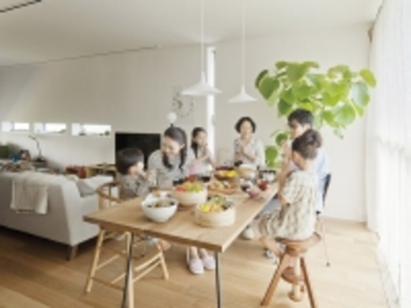 二世帯住宅は、親世帯、子世帯、どちらにも大きなメリットが