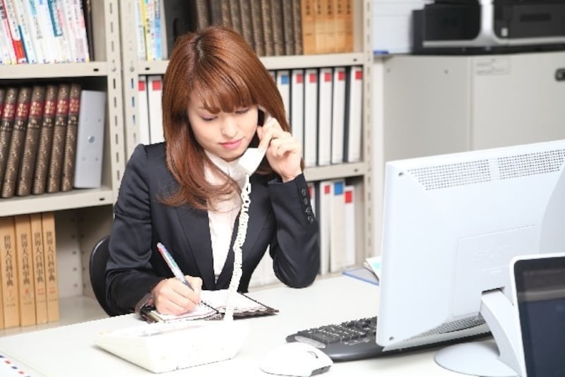 肩こりと指や手のしびれを起こす頚椎の病気一覧 肩こり All About 肩こりと指や手のしびれを起こす頚椎の病気一覧 肩こり All About