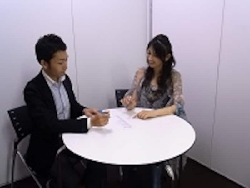 会議中の彼との距離は？！