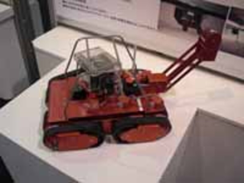 床下点検ロボット