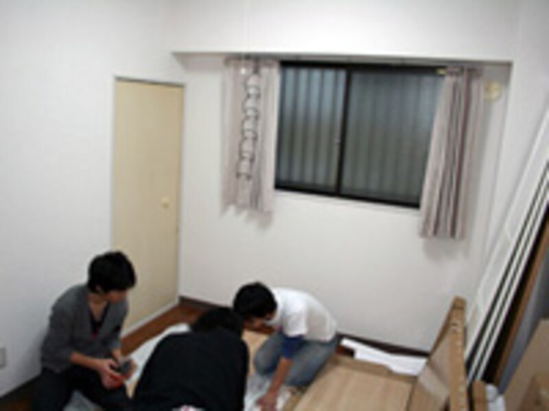 収納家具の組み立て説明書