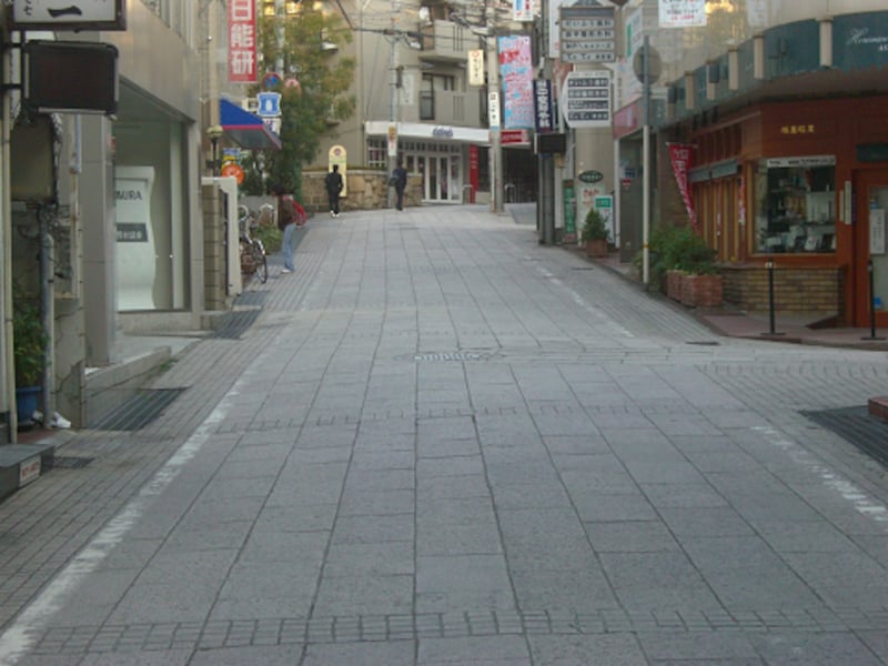 商店街の石畳2