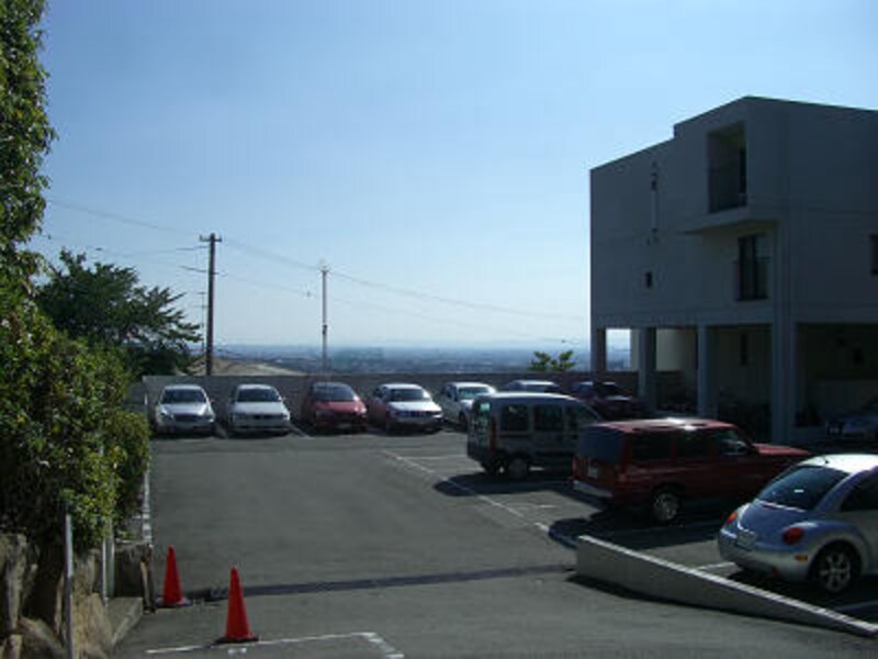 マンション駐車場