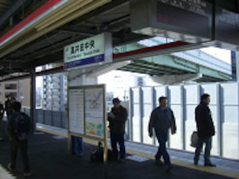 「高井田中央」駅
