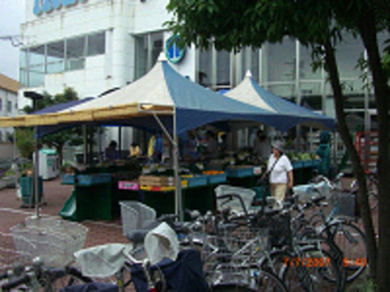 いかりスーパー朝市