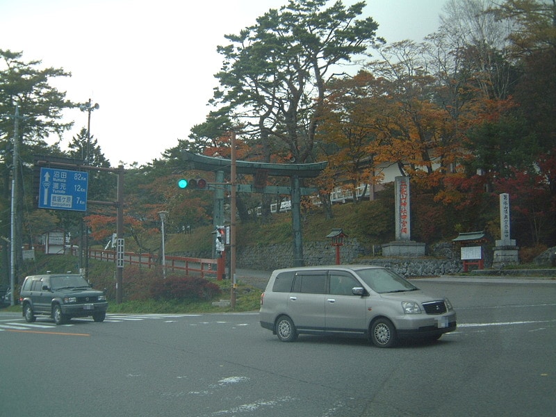 二荒山神社・中宮祠を彩る紅葉・黄葉