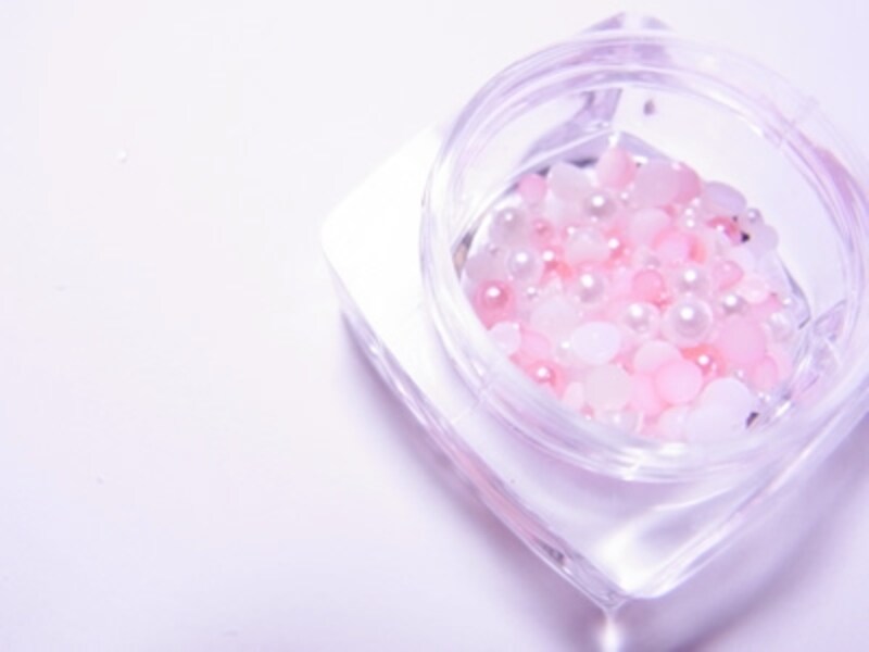 パールストーンでキュートに仕上げます。