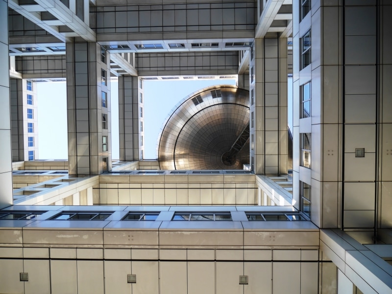 はちたまを下から見上げる