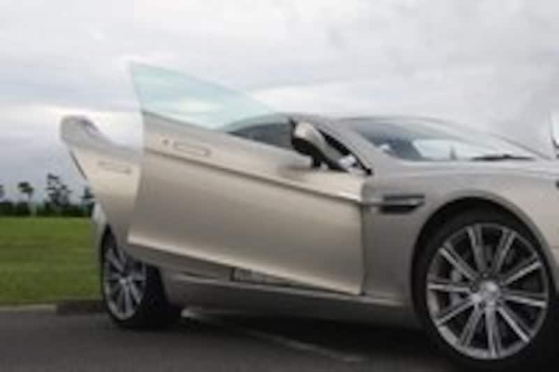 アストンマーティンラピード