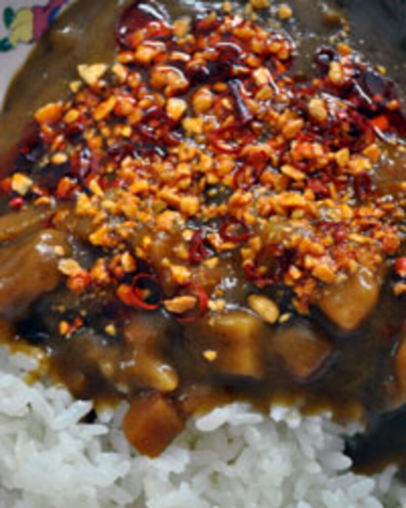 エスビー食品 ぶっかけ！ラー油カレー 調理例