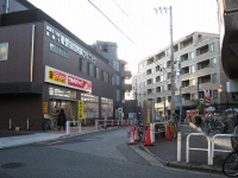 小竹向原駅近く