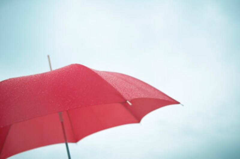 雨の日の傘マナーとは