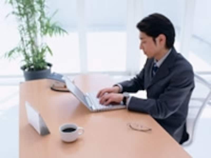 クールなイメージや温かみなど好印象を与えるイメージは職場によって変わる