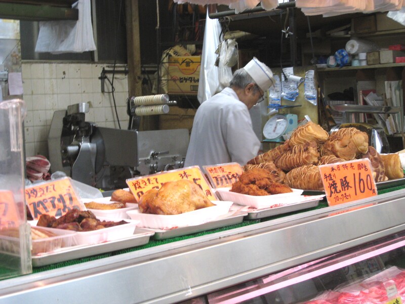 商店街の肉屋さん