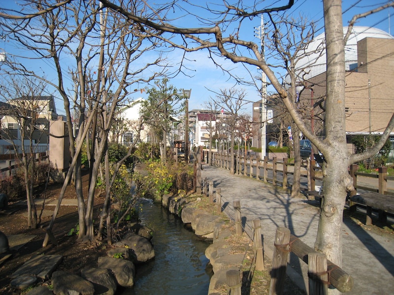 親水公園脇にある博物館