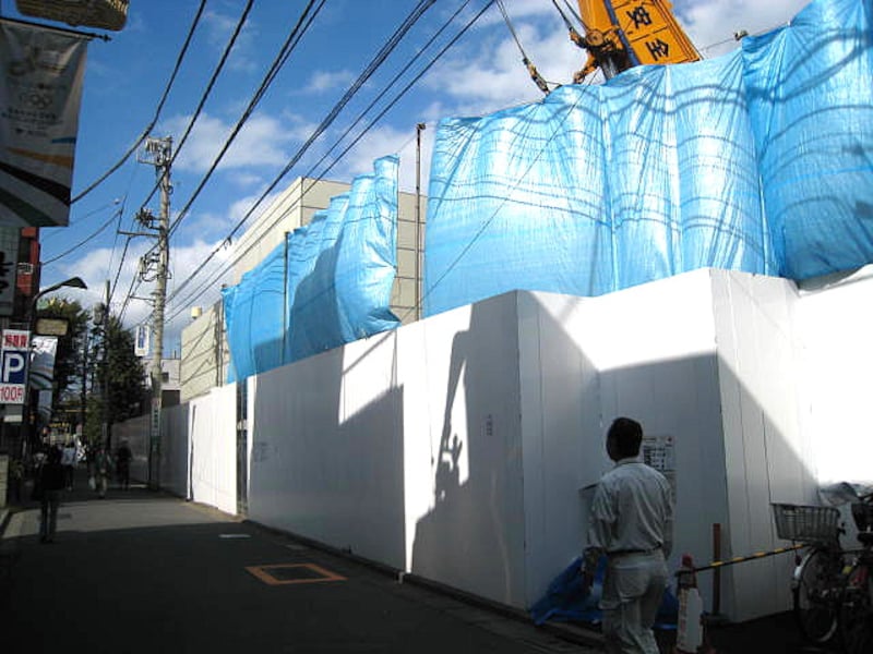 タワーマンション建設中