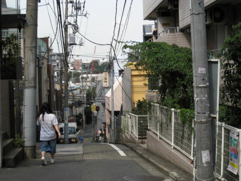神田川に向う坂