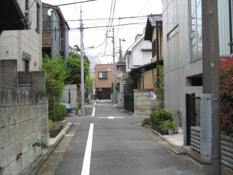 駒場野公園近く