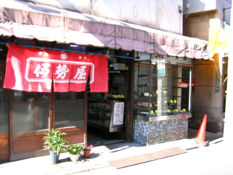 古い和菓子屋さん