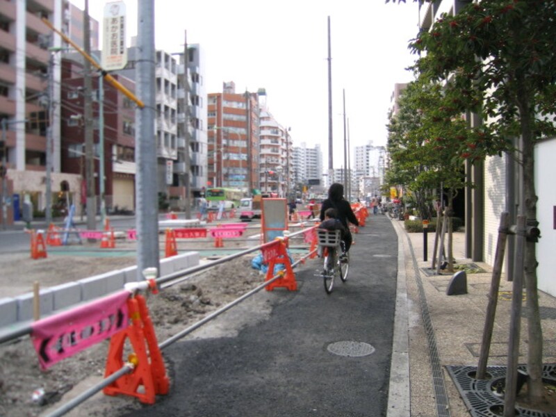道路の拡幅工事
