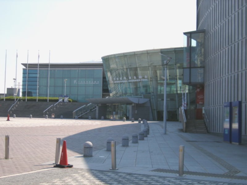 横浜国際プール