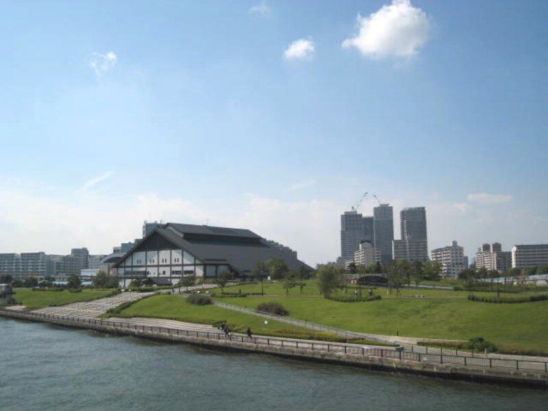 隅田川と汐入公園