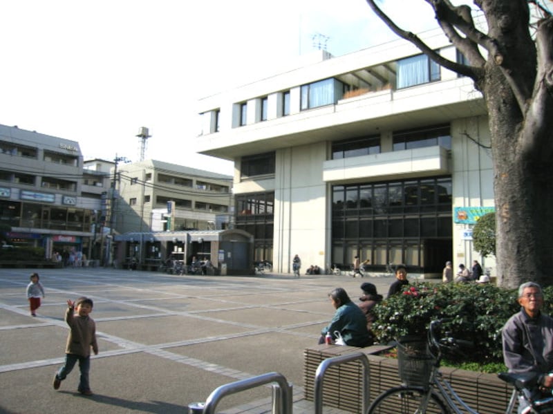 烏山区民センター