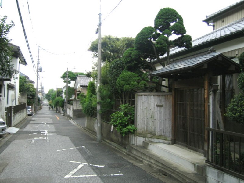 常盤小学校脇の住宅街
