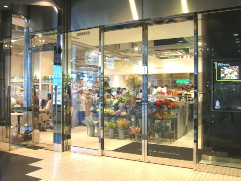 品川西口アトレ