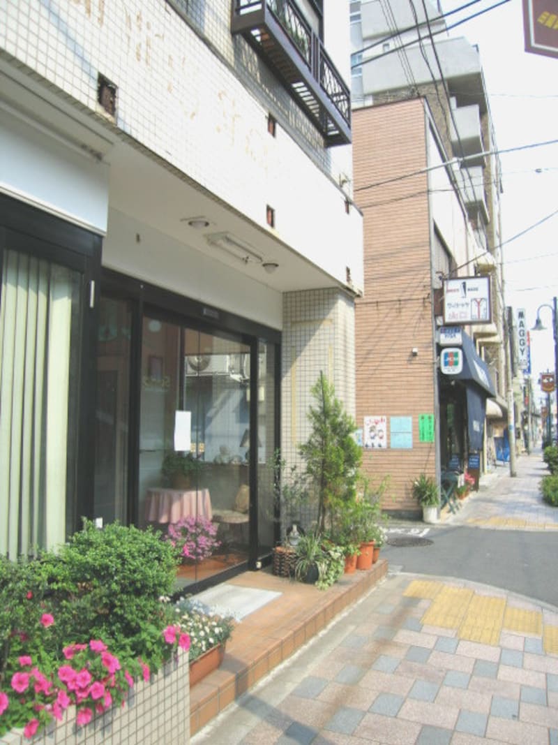 商店街の中の空き店舗
