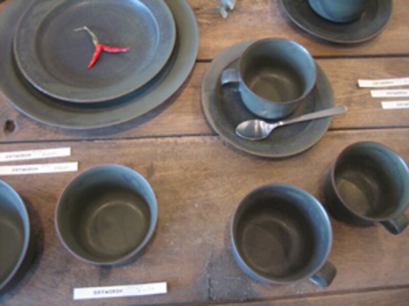 イイホシユミコさんの器