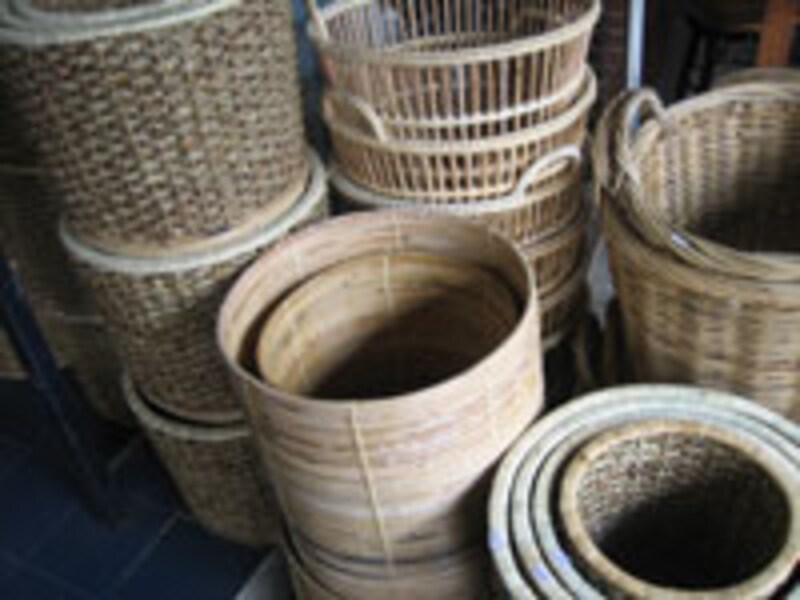 ウィークエンドマーケット