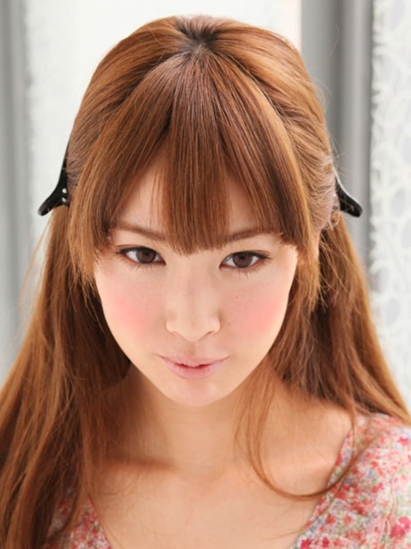 前髪を3つに分ける