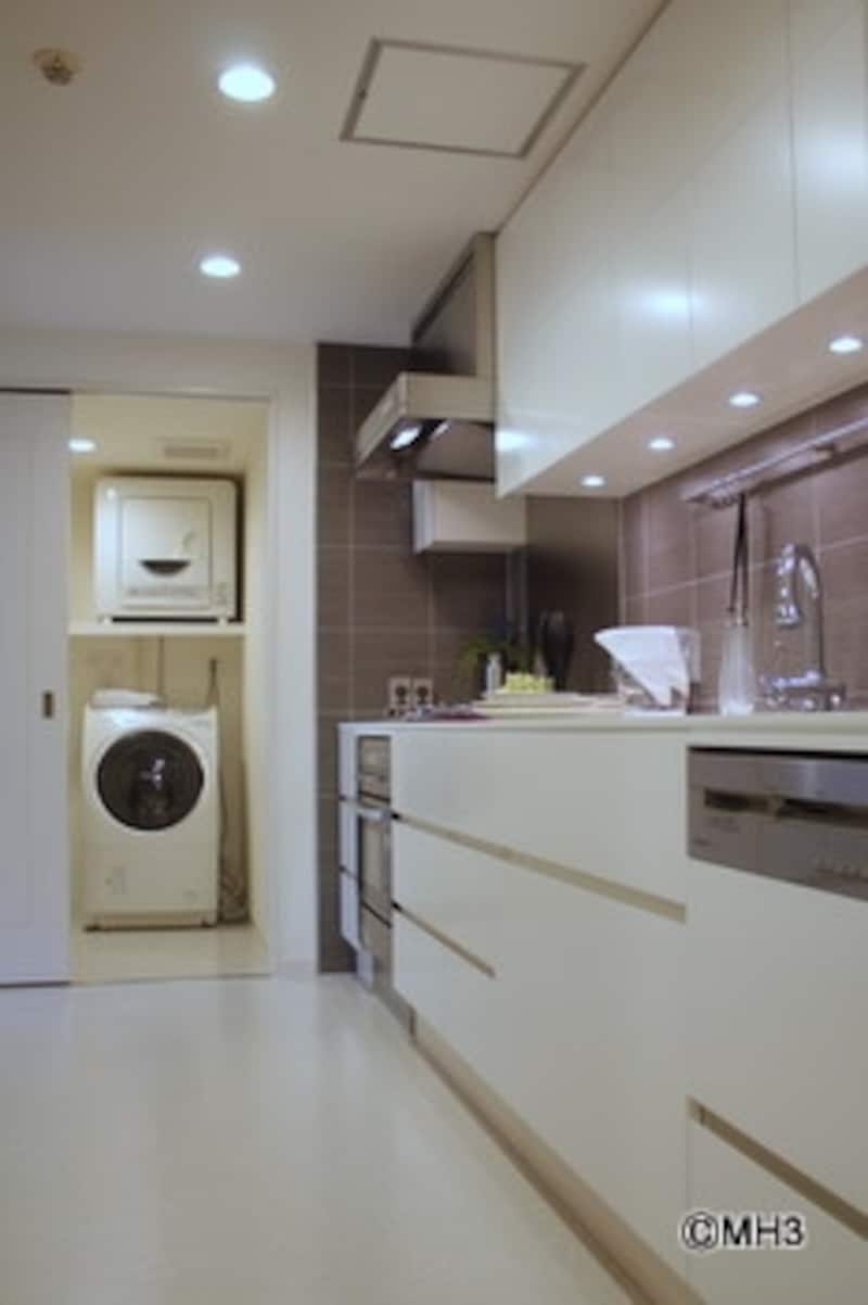 キッチン、家事室