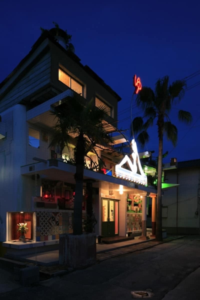 大竹伸朗undefined直島銭湯「I?湯」(2009) 撮影: 渡邉修