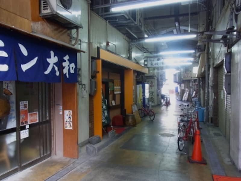 高架下、西九条